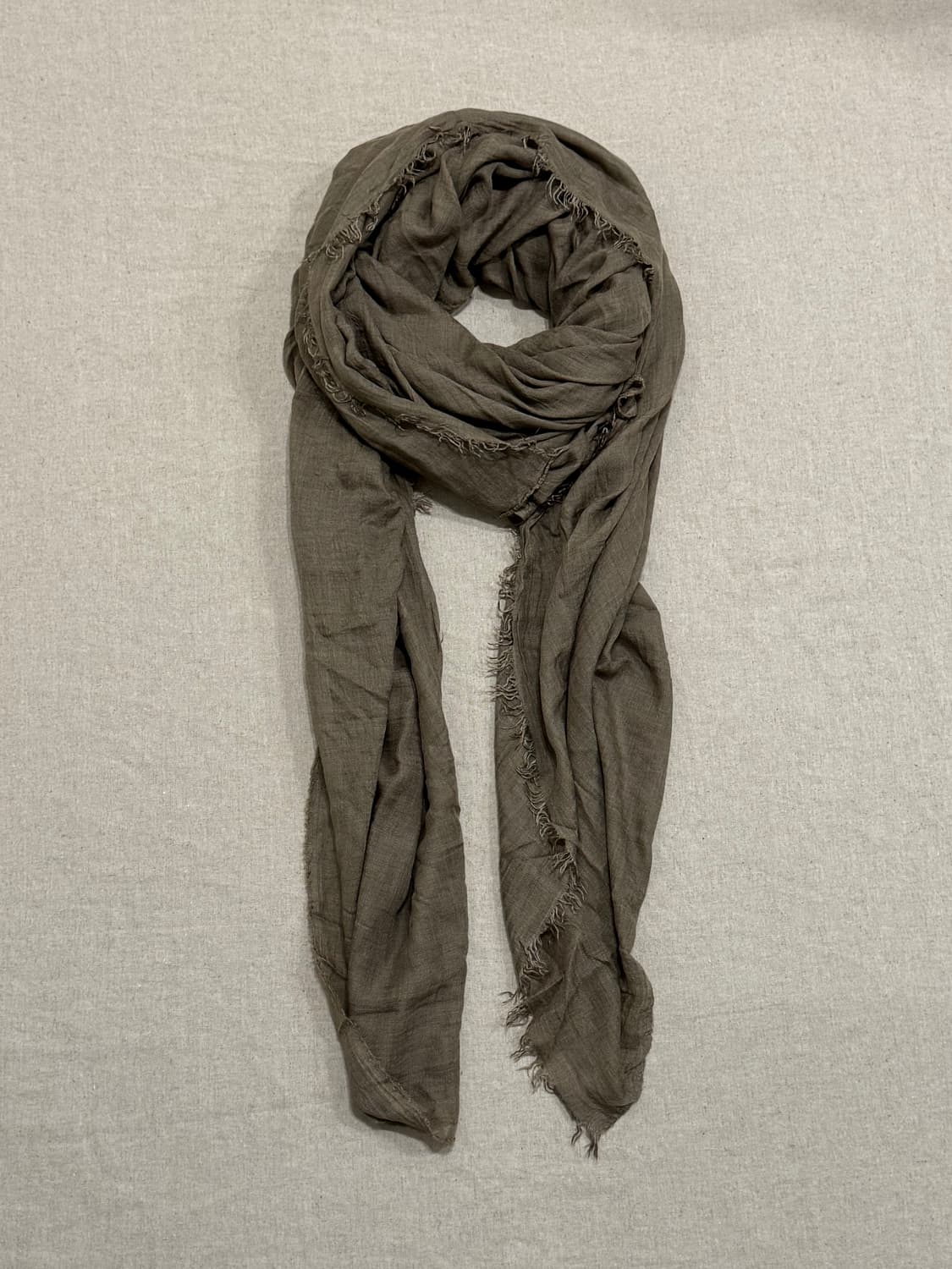 팔리에로 사르티 카키 머플러 상품이미지1