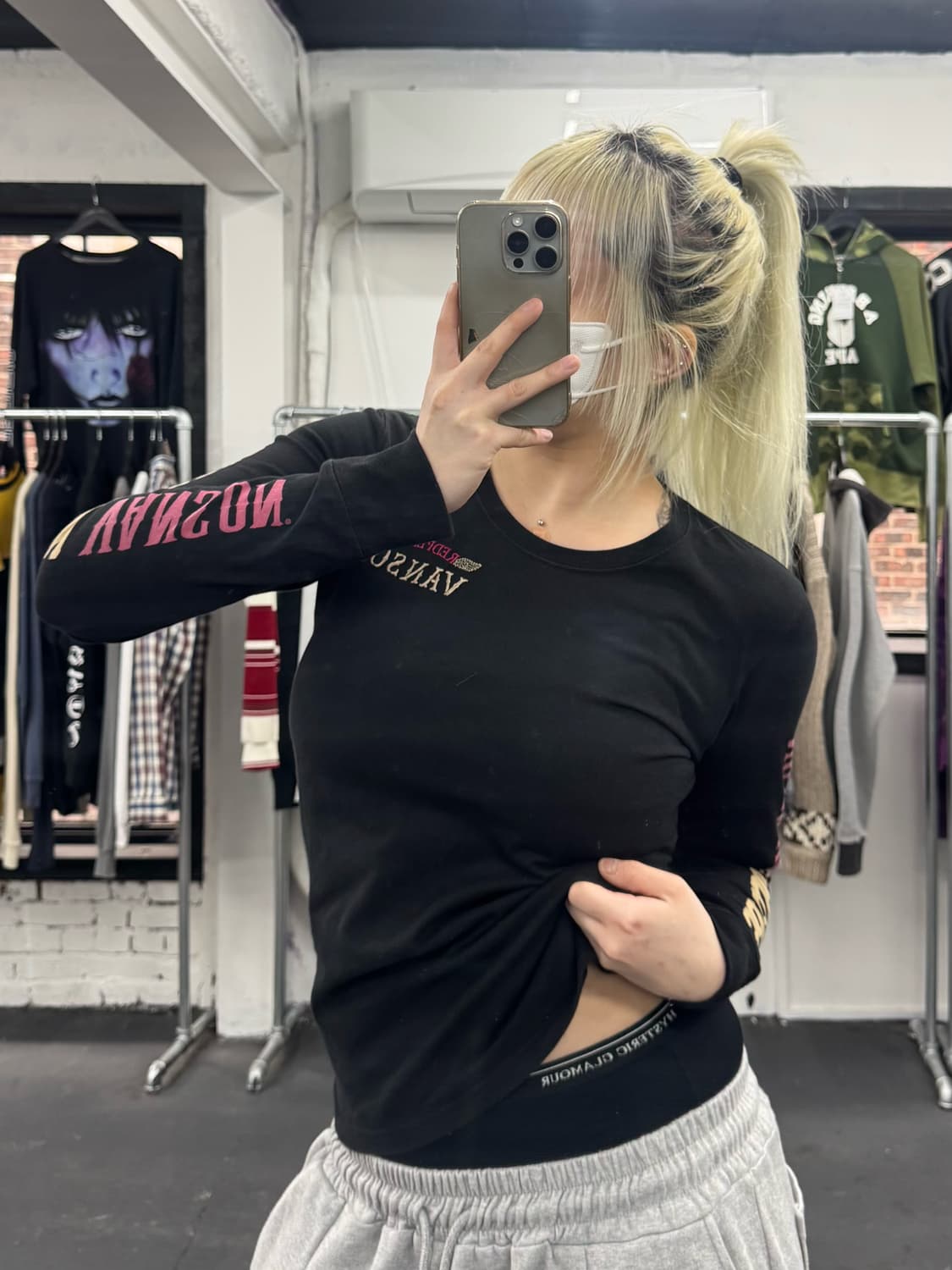 밴슨 레더 x 레드 페퍼 롱슬리브 상품이미지1