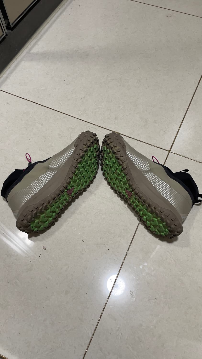 나이키 ACG 마운틴플라이 고어텍스 카키 상품이미지5