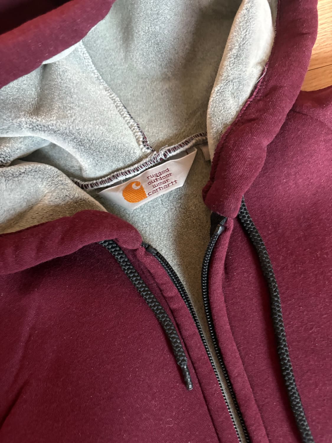 칼하트 버건디 집업 상품이미지2