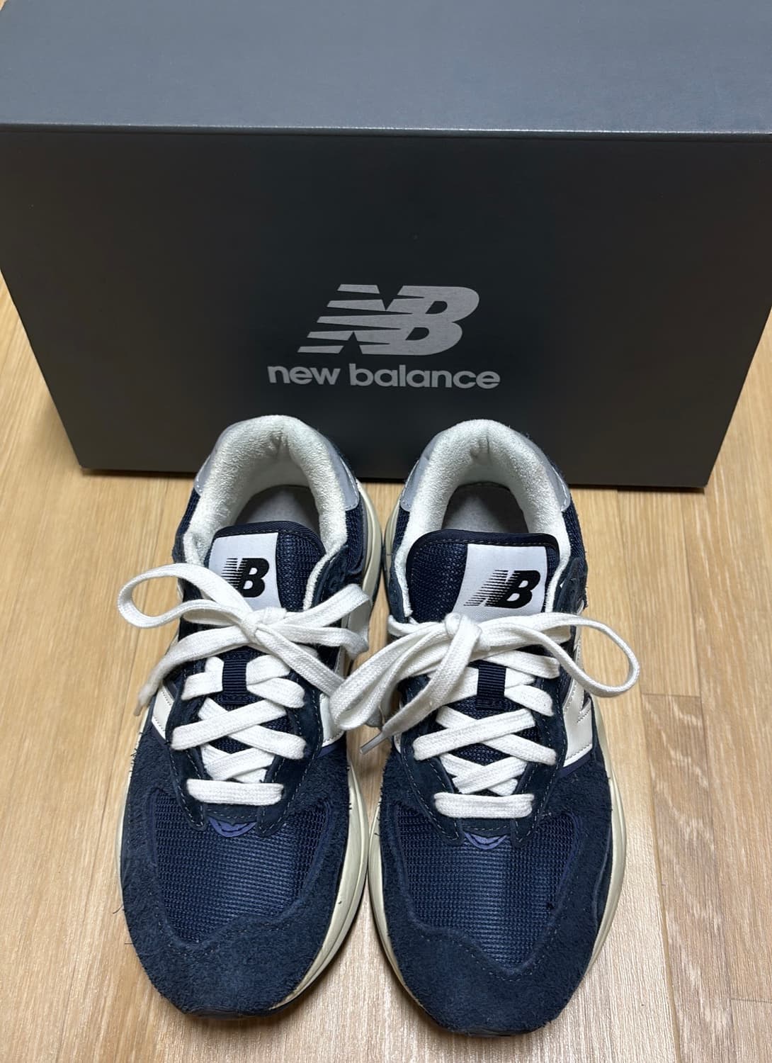 뉴발란스 5740 빈티지 럭스 이클립스 M5740VLB 상품이미지2