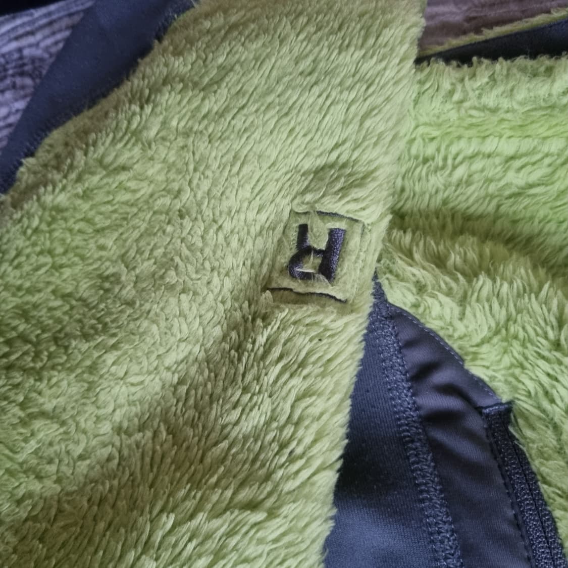 L 파타고니아 R3 하이로프트 플리스 자켓 상품이미지3