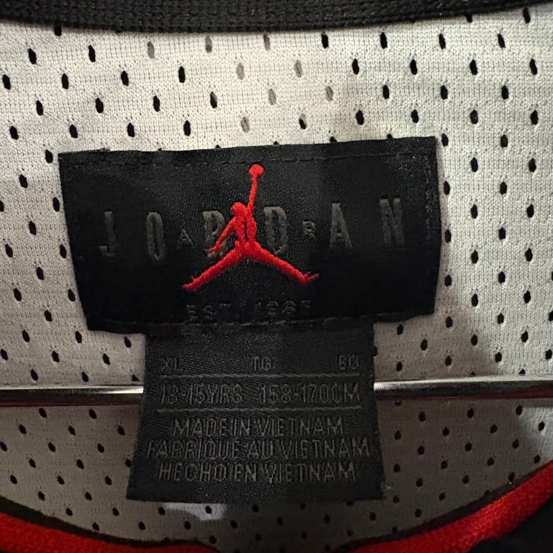 조던 블랙 & 화이트 트랙 자켓 XL 상품이미지6