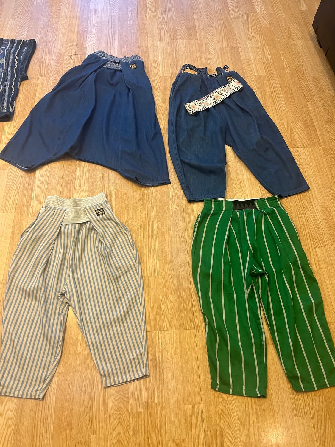 캐피탈 바지 4벌 상품이미지1