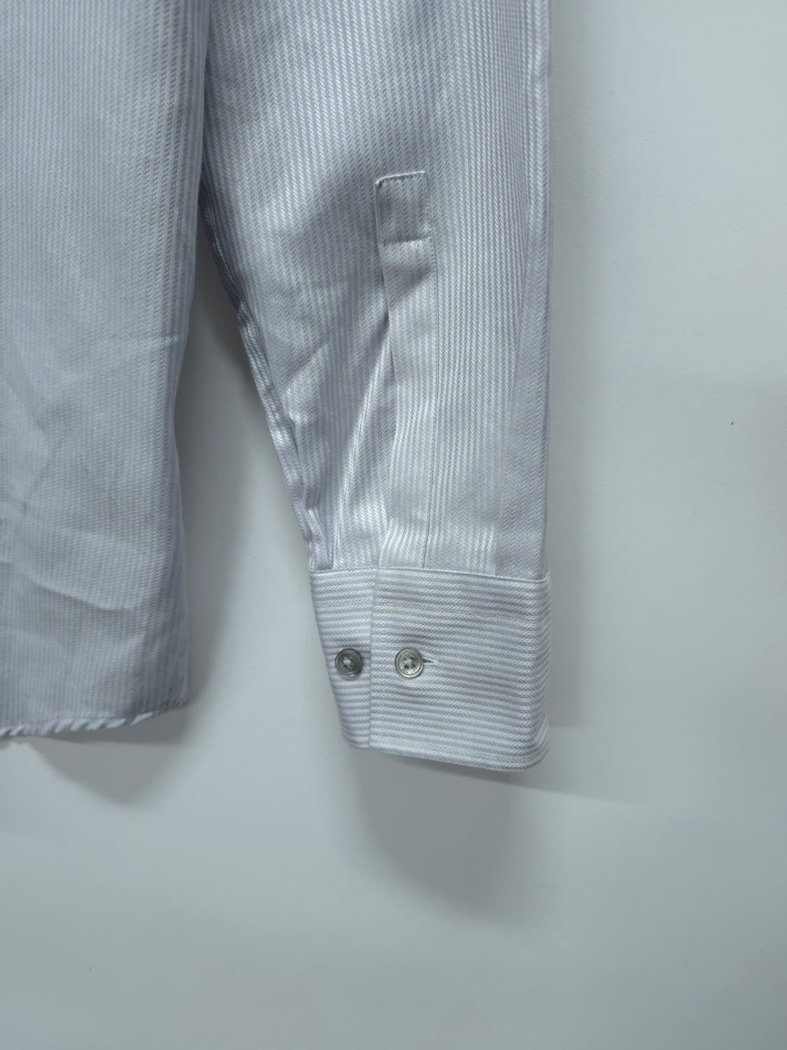 휴고보스 슬림핏 톤앤톤 스트라이프 셔츠 상품이미지9