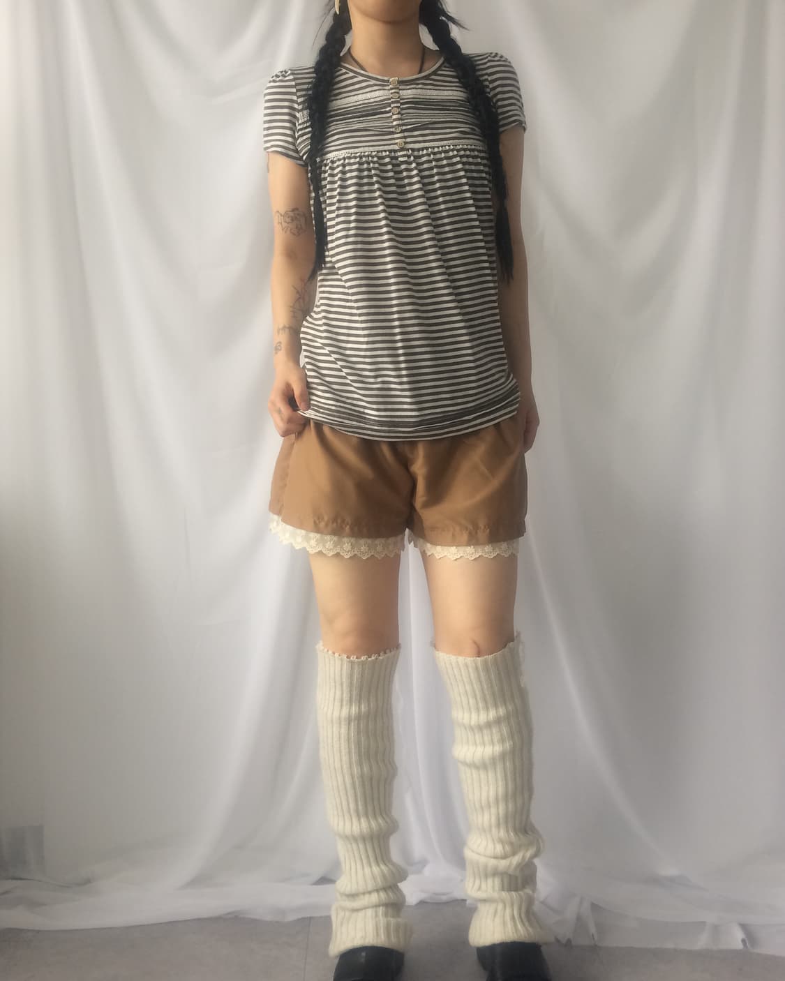 Lace trimming lace up short 상품이미지7