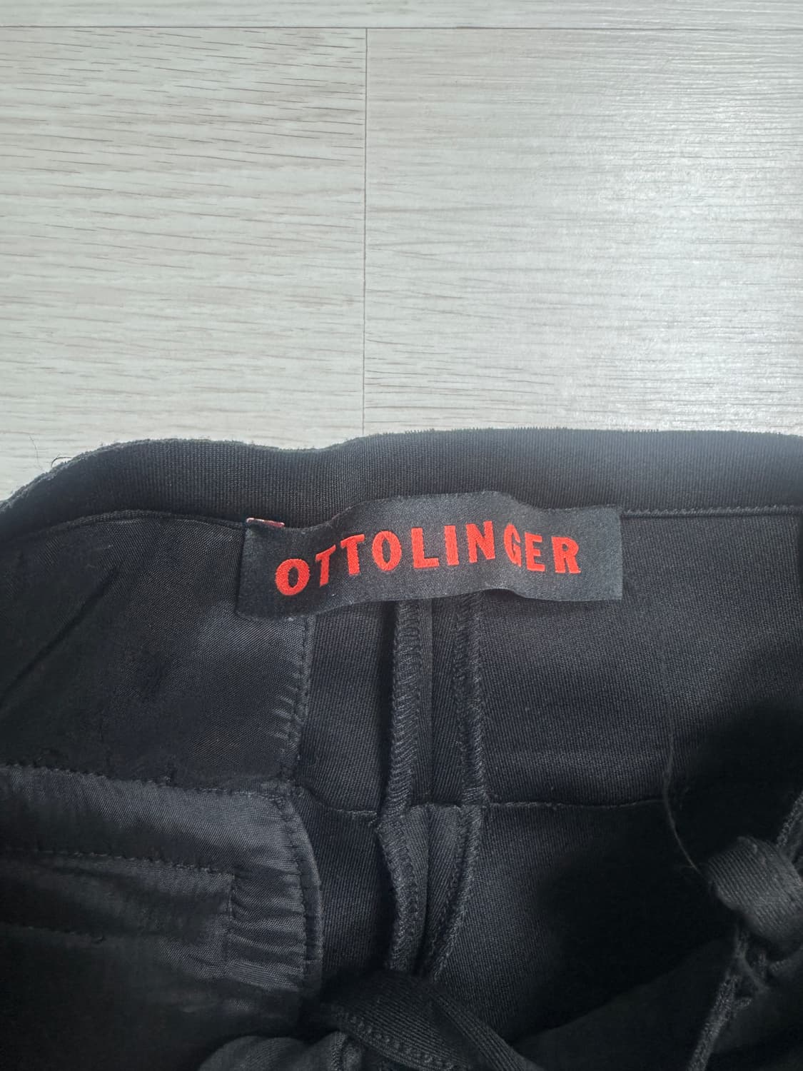 오토링거 블랙 더블 웨이스트밴드 수트 트라우저 상품이미지8