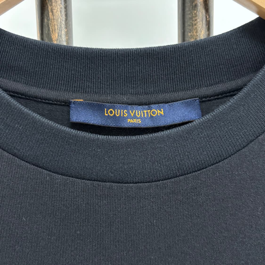 [M]루이비통 LV로고 반팔티 상품이미지2