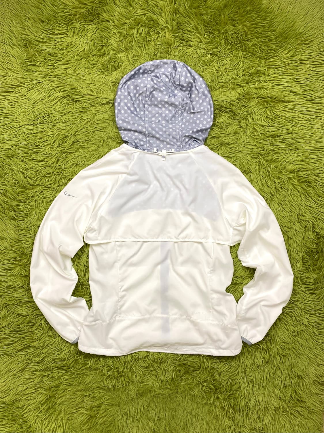 나이키 ‘드라이 핏’ 폴카 도트 후드 디테쳐블 윈드 브레이커 자켓 상품이미지4