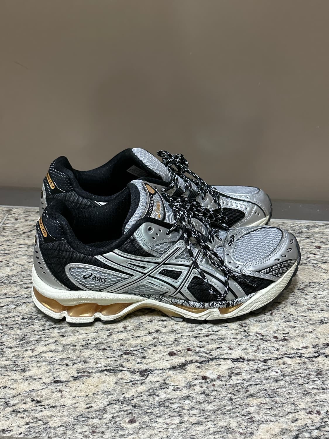 아식스 운동화 젤 님버스 250 asics 젤 카야노 상품이미지1