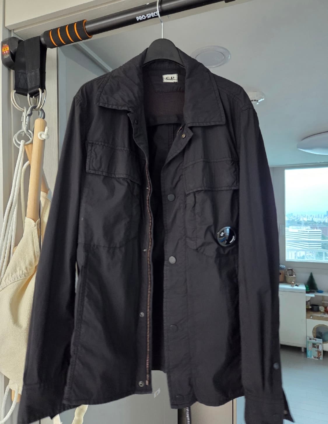 cp컴퍼니 바람막이 블랙 상품이미지1