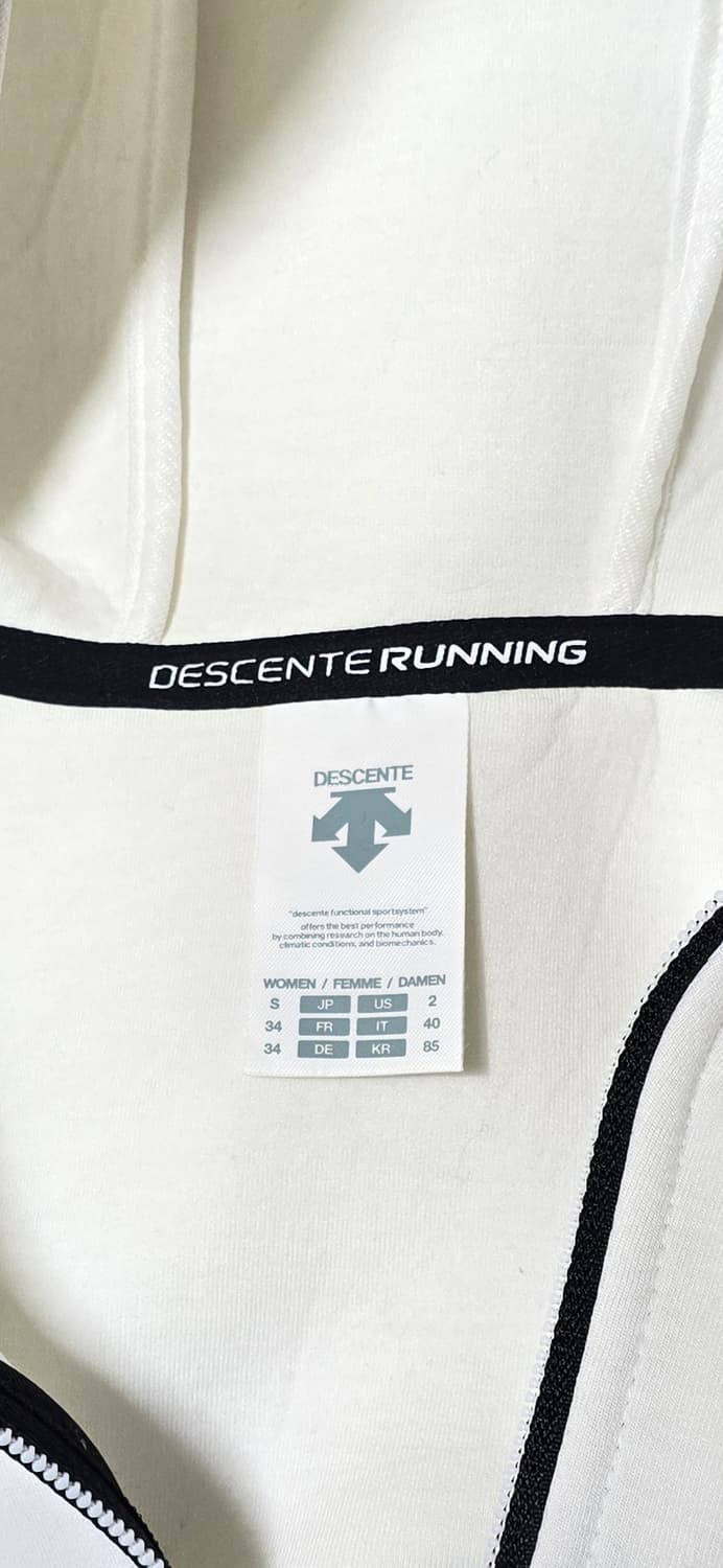 데상트 여성 후드 집업 S (85) 화이트 상품이미지3