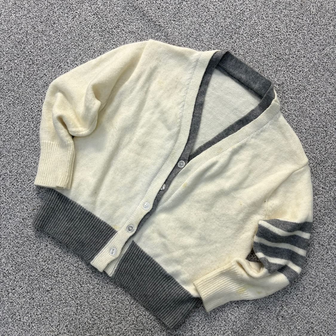 실측확인 고급 여성 브이넥 배색 가디건 0323J 상품이미지1