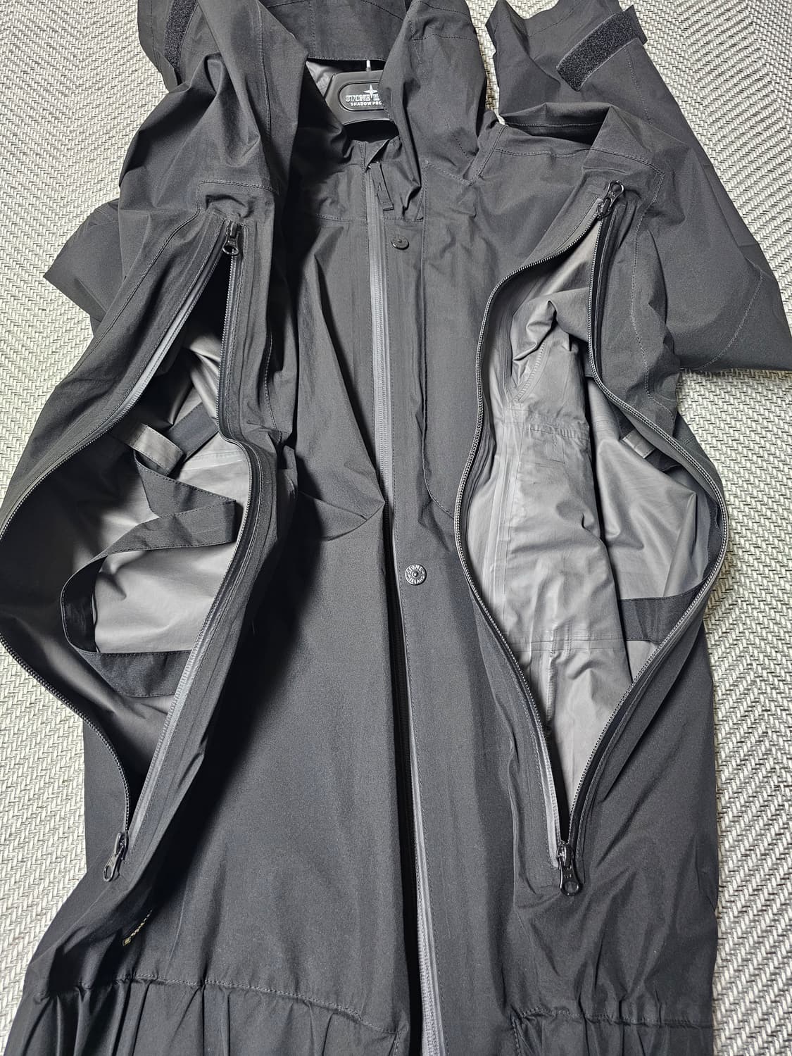 스톤아일랜드 쉐도우프로젝트 GORE-TEX PACLITE자켓 상품이미지5