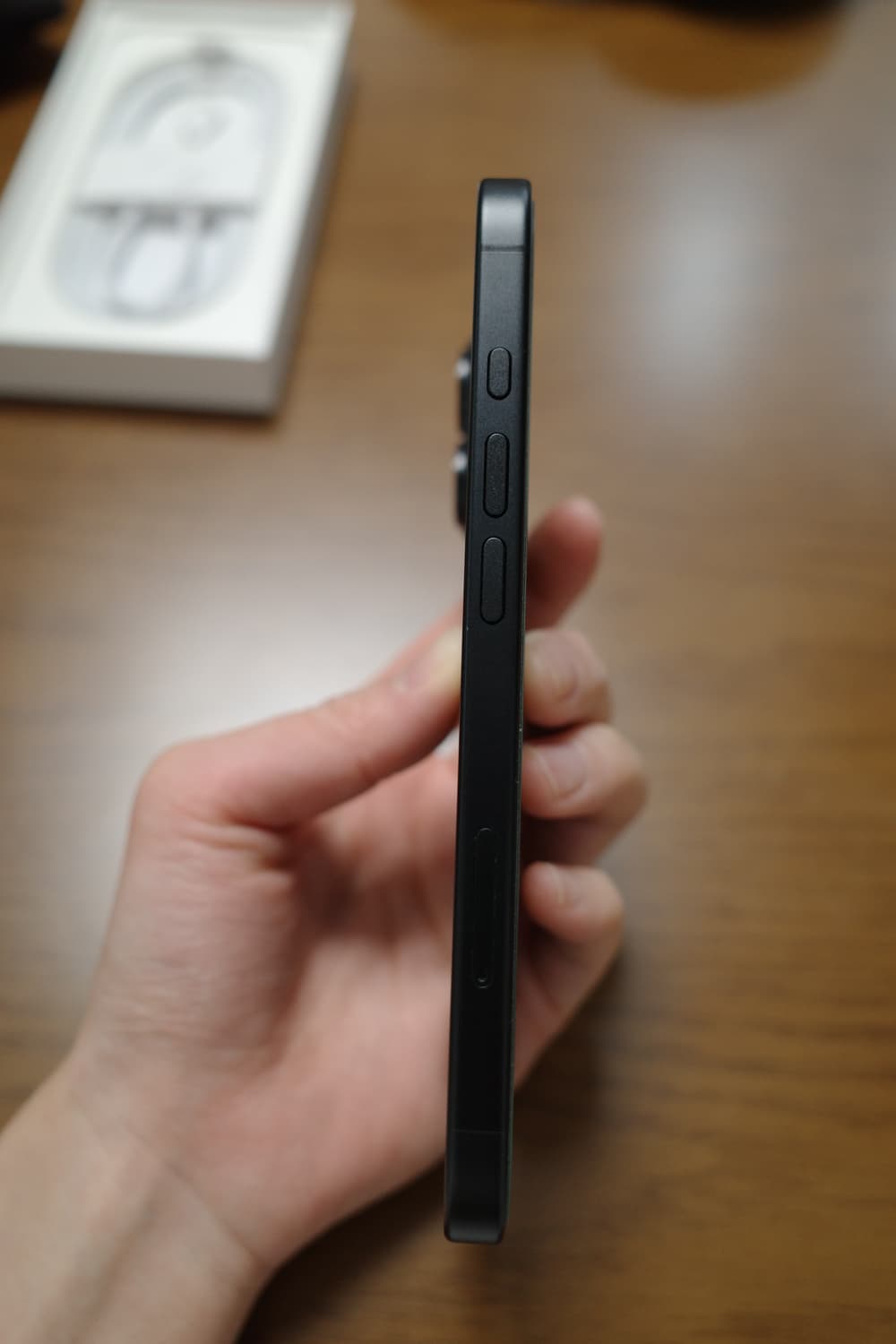 아이폰16 블랙 128GB 상품이미지3