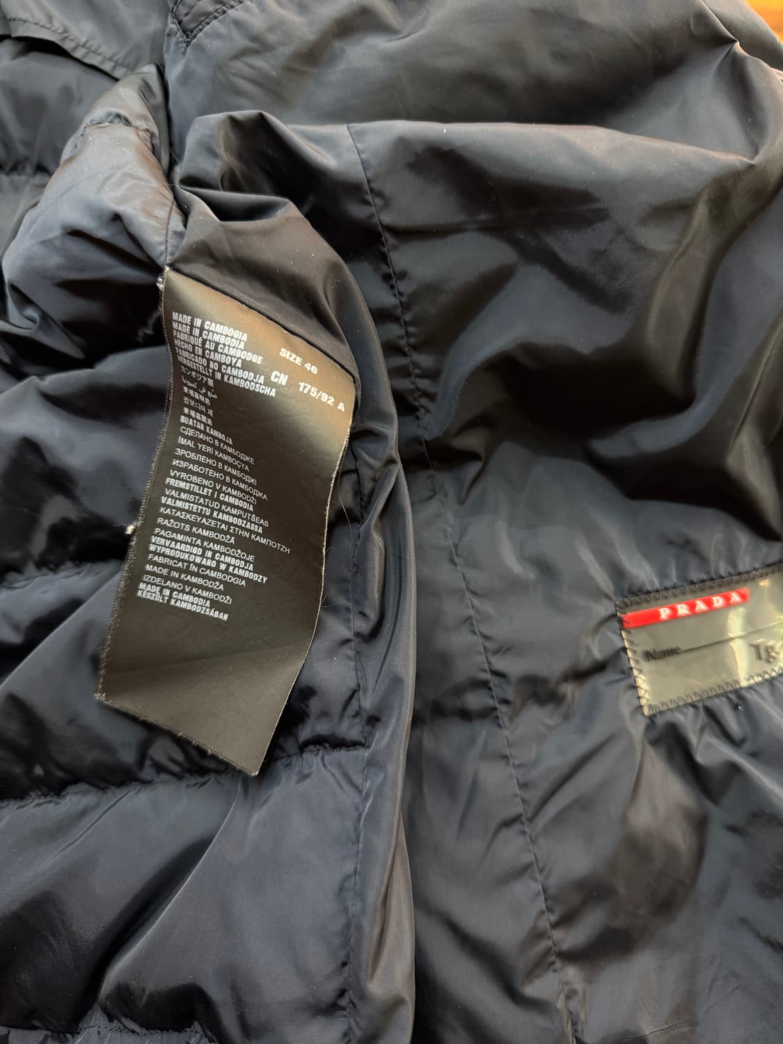 46/ 프라다 삼각로고 다운 이중레이어 패딩점퍼 상품이미지8
