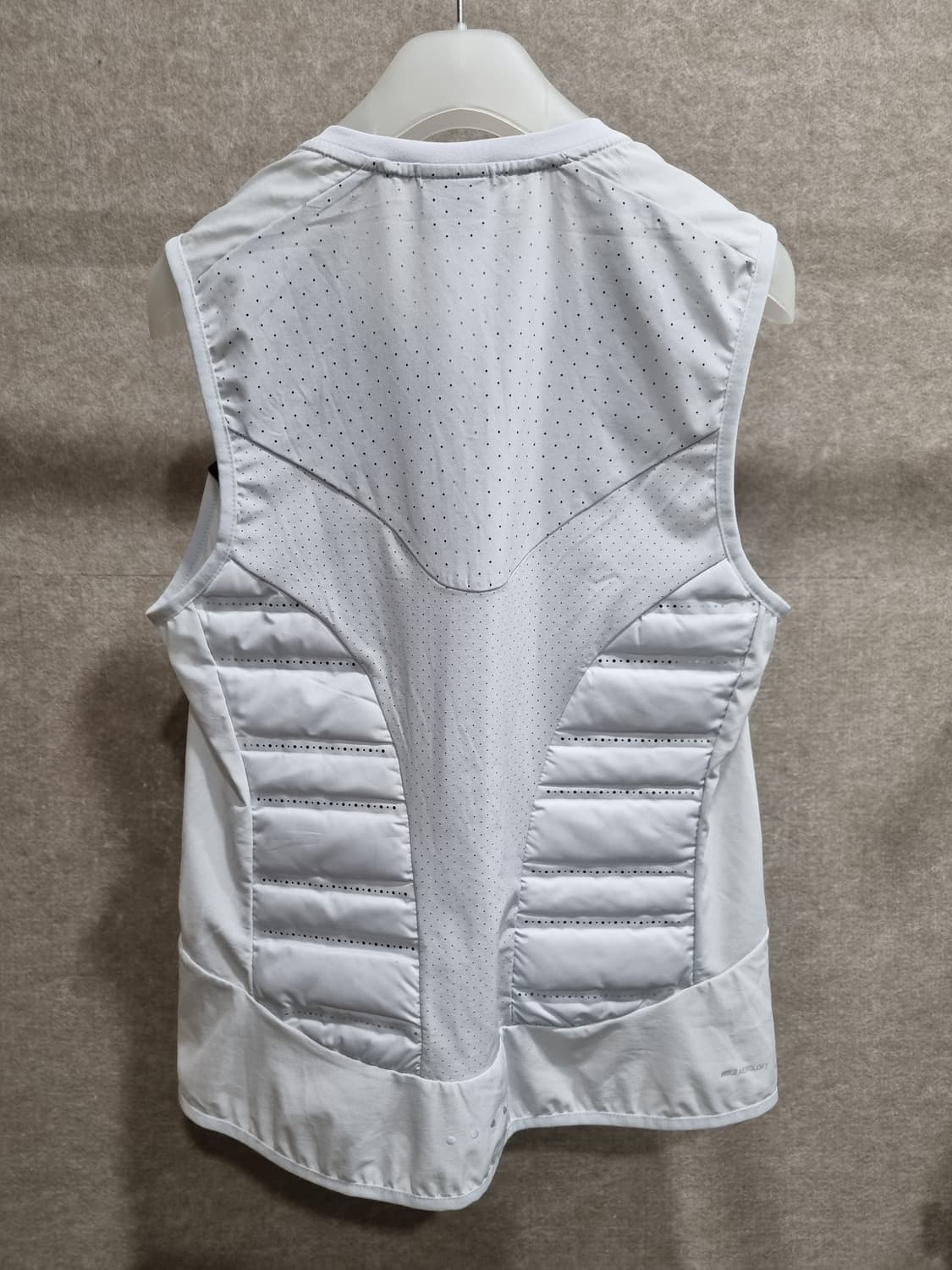 여성 M 나이키 에어로로프트 베스트 조끼 상품이미지2