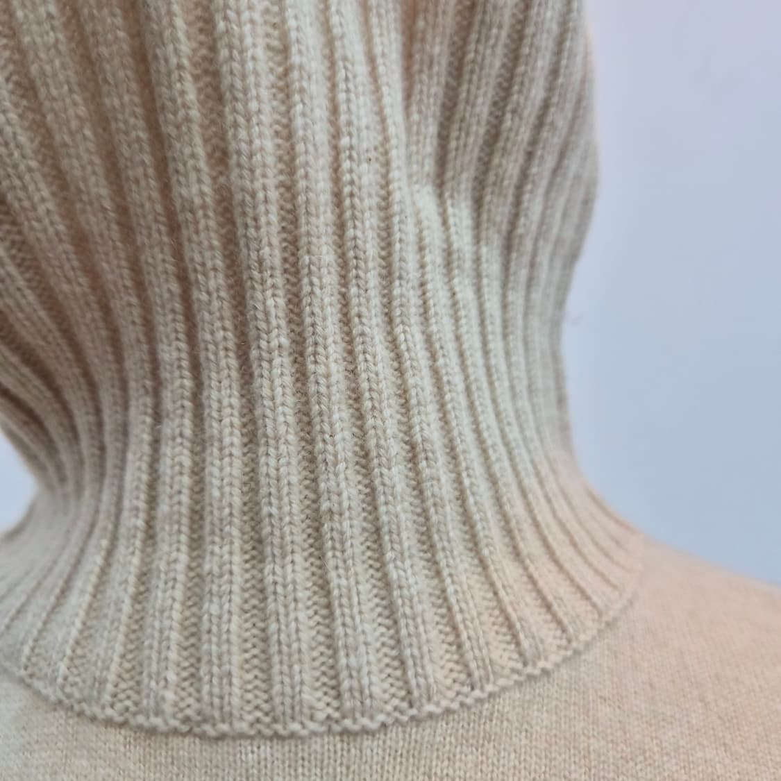 꾸레쥬 캐시미어 울 터틀넥 니트 상품이미지6