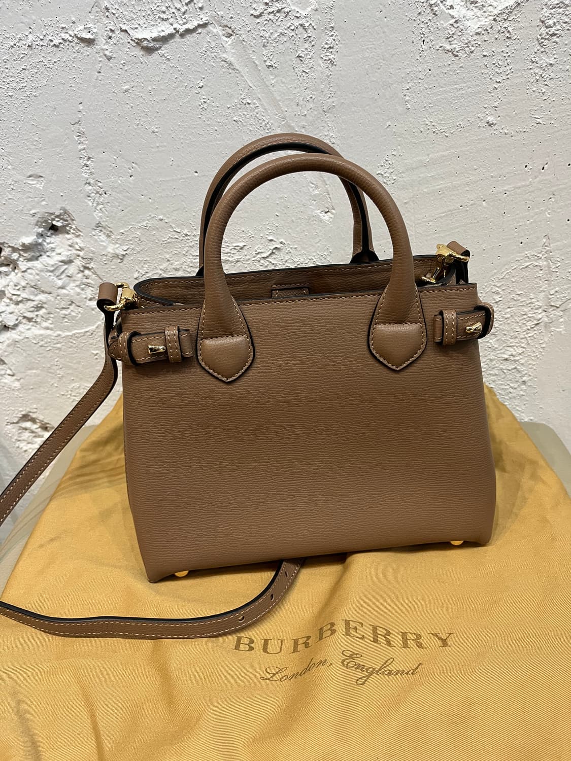 버버리 하우스체크 스몰 배너백 상품이미지9