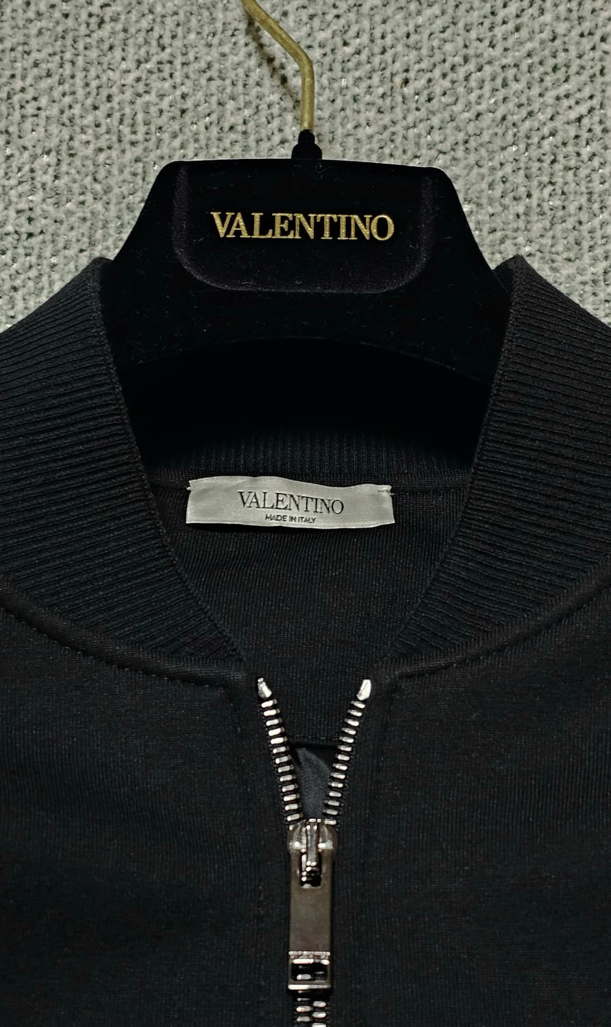 [M사이즈] 새상품급 발렌티노 VLTN 로고 봄버 자켓 상품이미지2