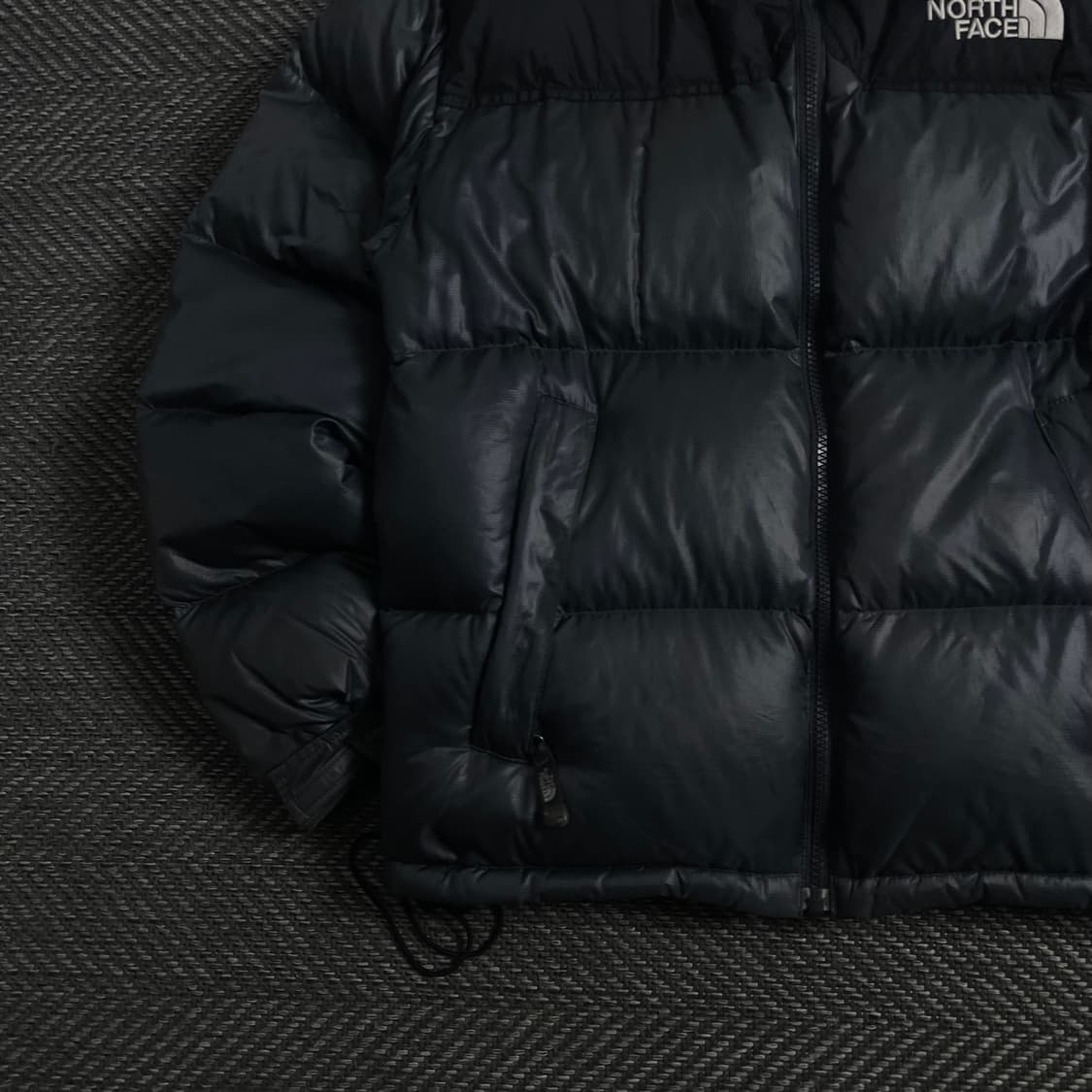 노스페이스 레트로 눕시 다운 푸퍼 패딩 그레이 y 3961 상품이미지4