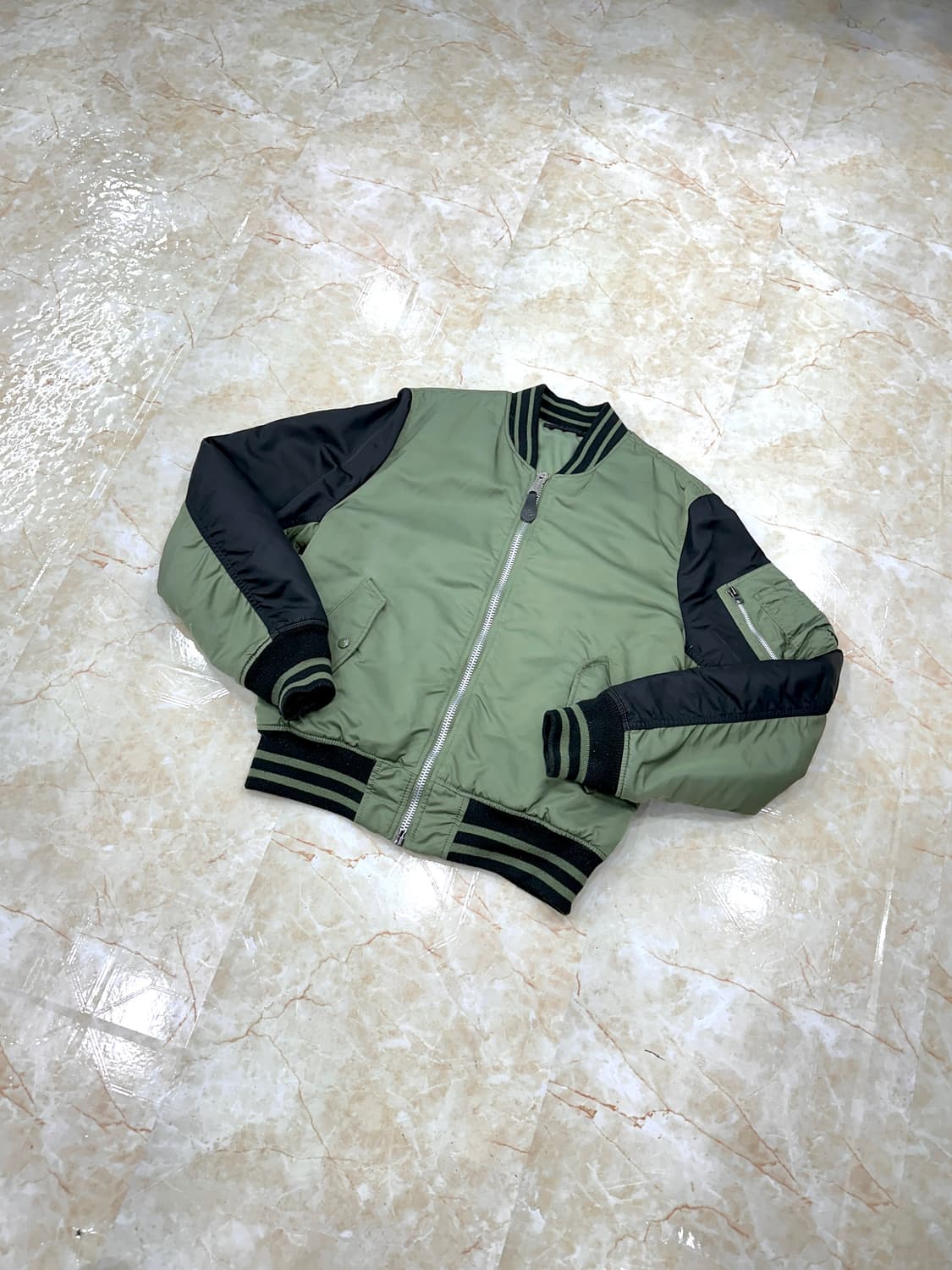 알파인더스트리 리버시블 MA-1 항공점퍼 상품이미지1