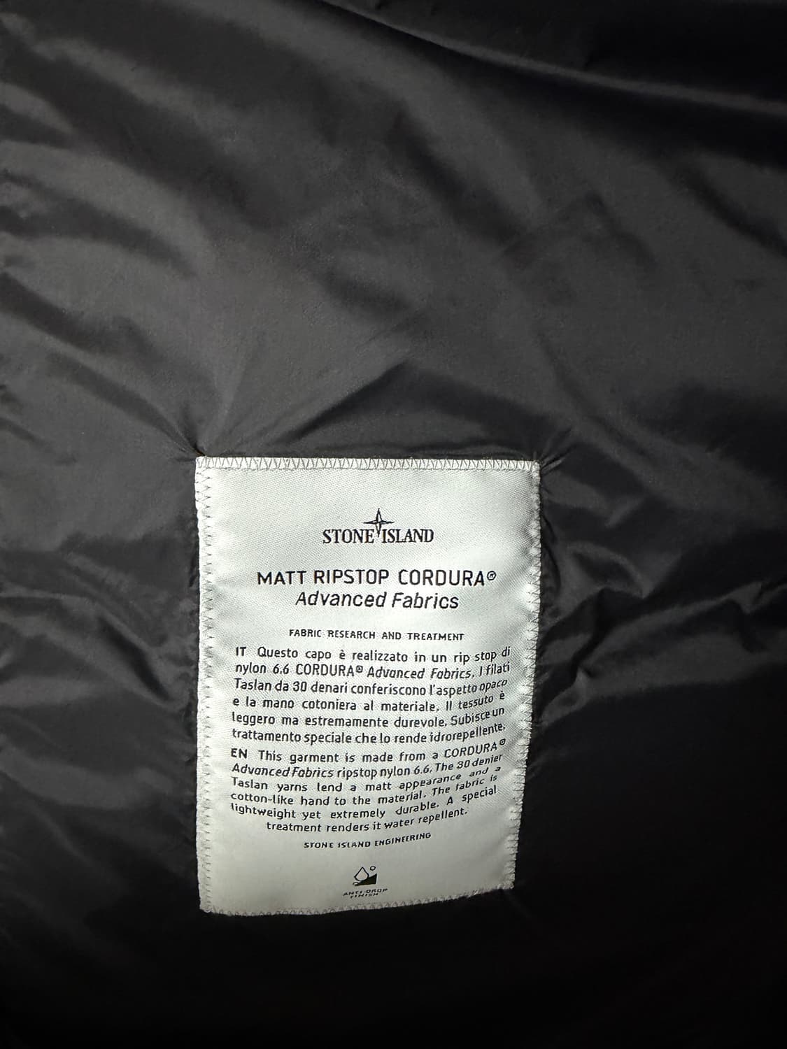스톤아일랜드 매트 립스탑 패딩 판매합니다 상품이미지6