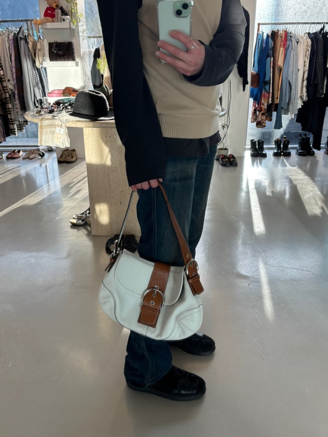 Old Coach Leather Bag 상품이미지1