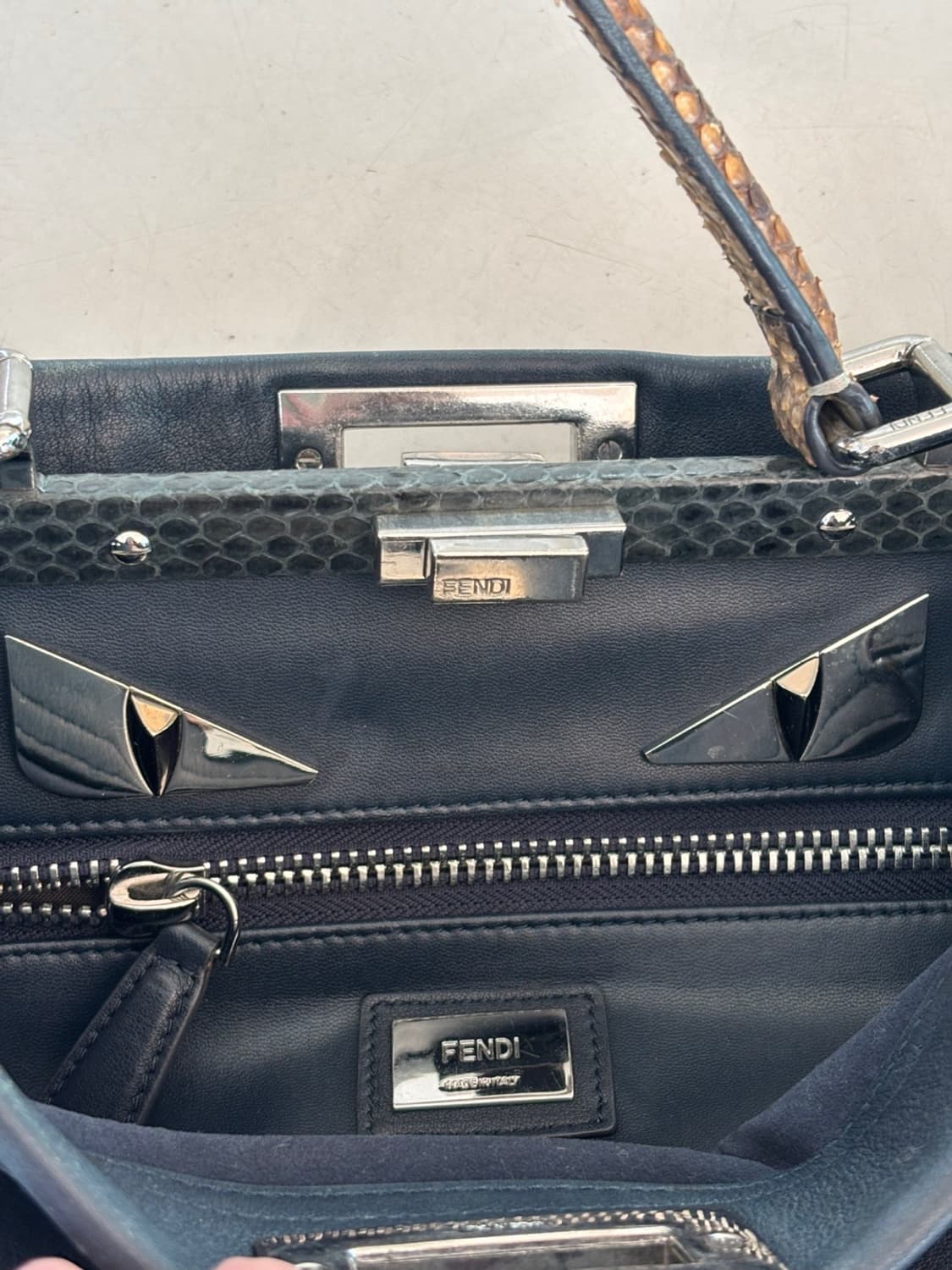 Vintage Fendi Leather Bag 상품이미지9