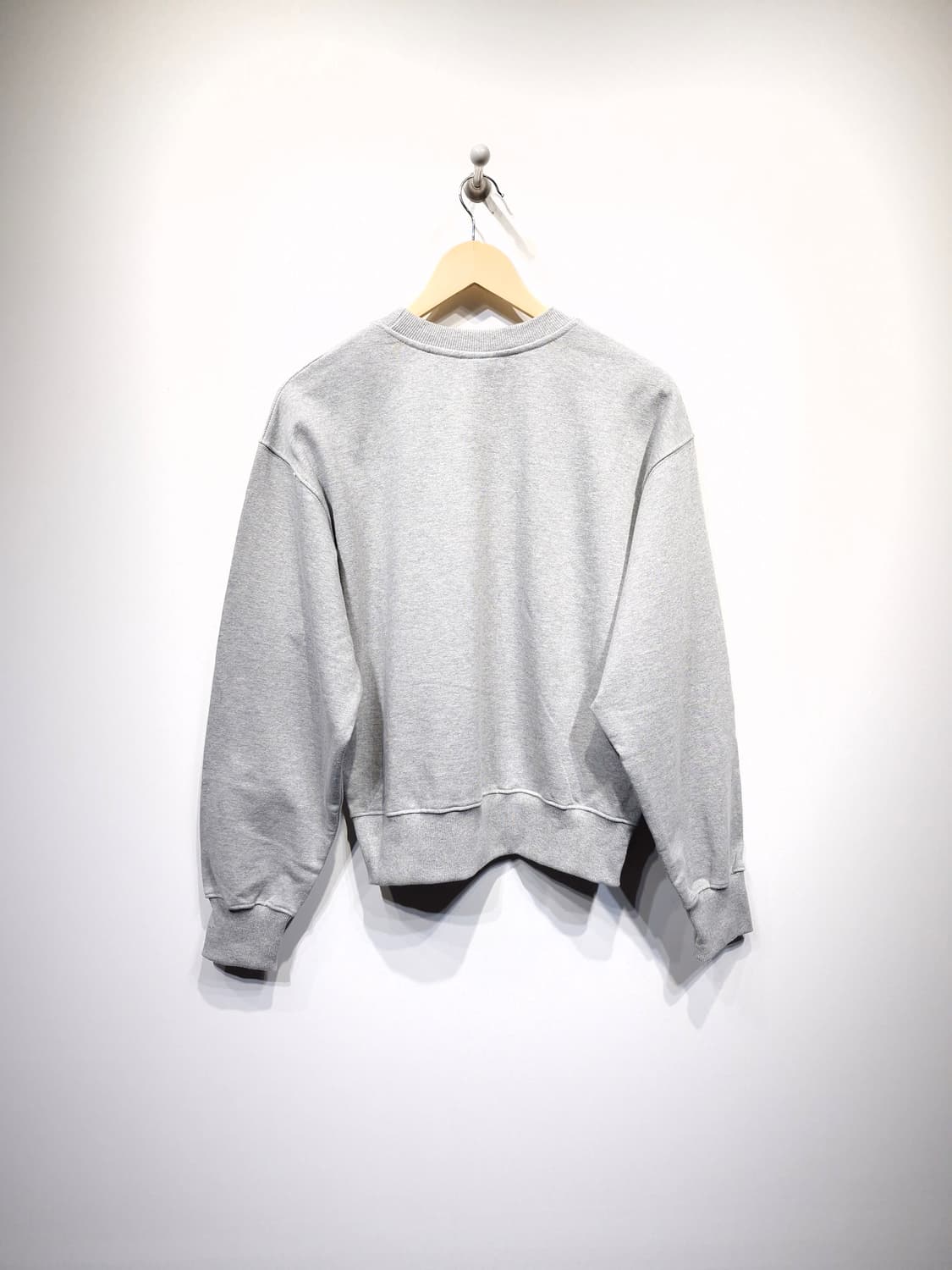 (새상품)SOIR 쏘이르 SR로고 맨투맨 상품이미지3