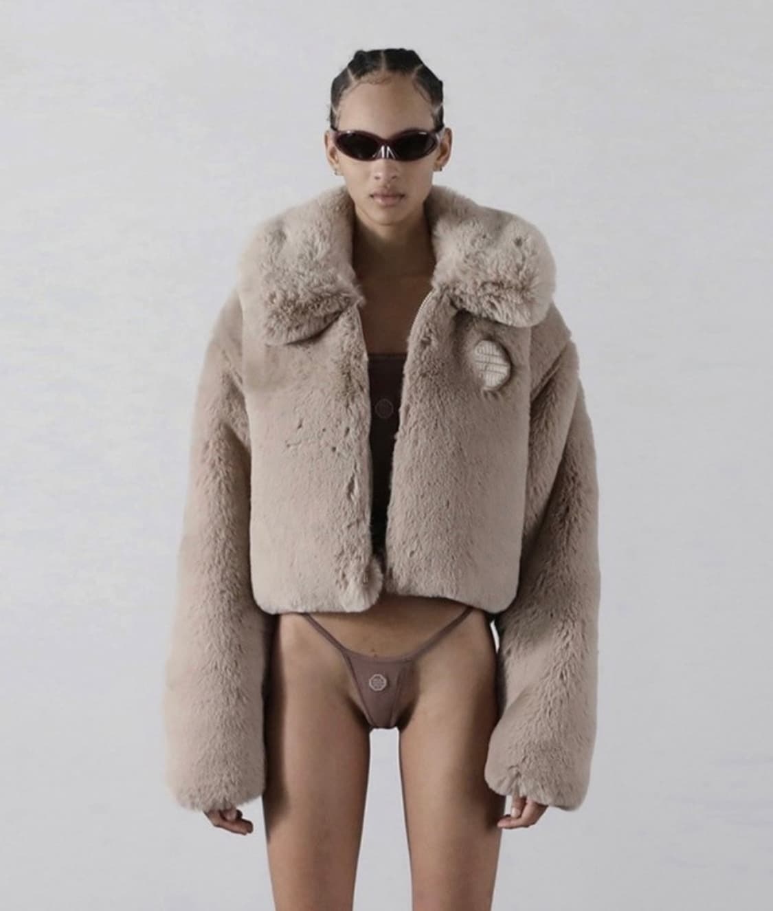 배드블러드 퍼 자켓  상품이미지1