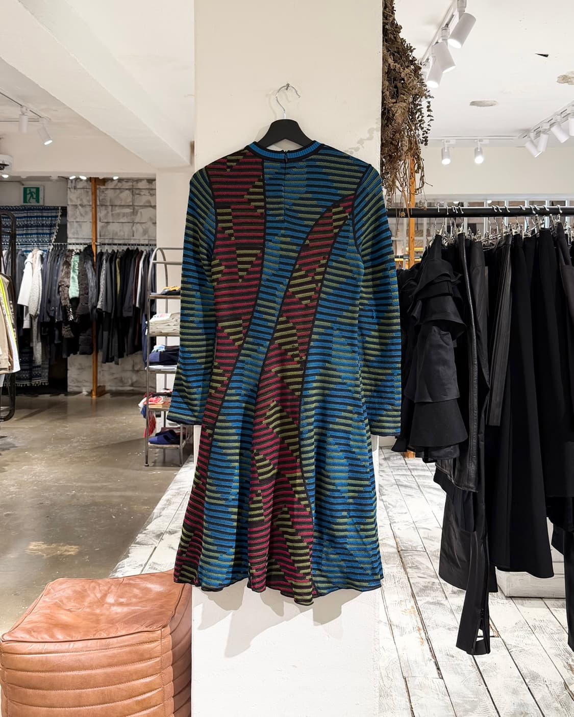 미쏘니 멀티 컬러 스트라이프 니트 원피스 상품이미지6