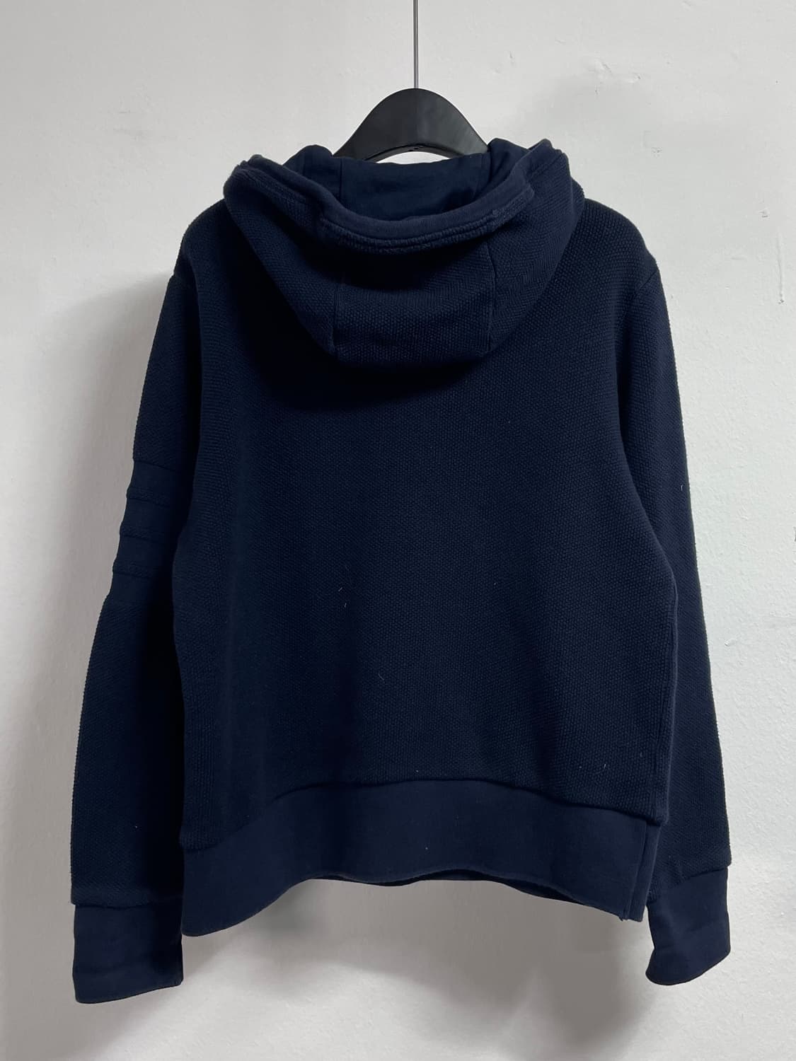 톰브라운 사선완장 네이비 니트 후드티 (on.149)  상품이미지2