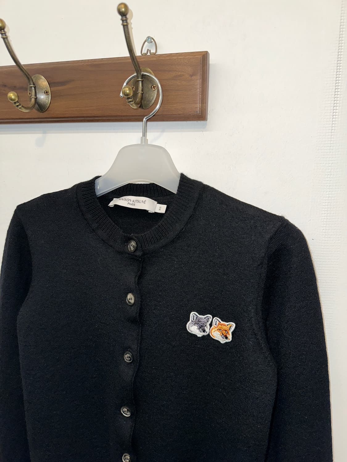 메종키츠네 더블 폭스 헤드 가디건 XS 블랙  상품이미지4