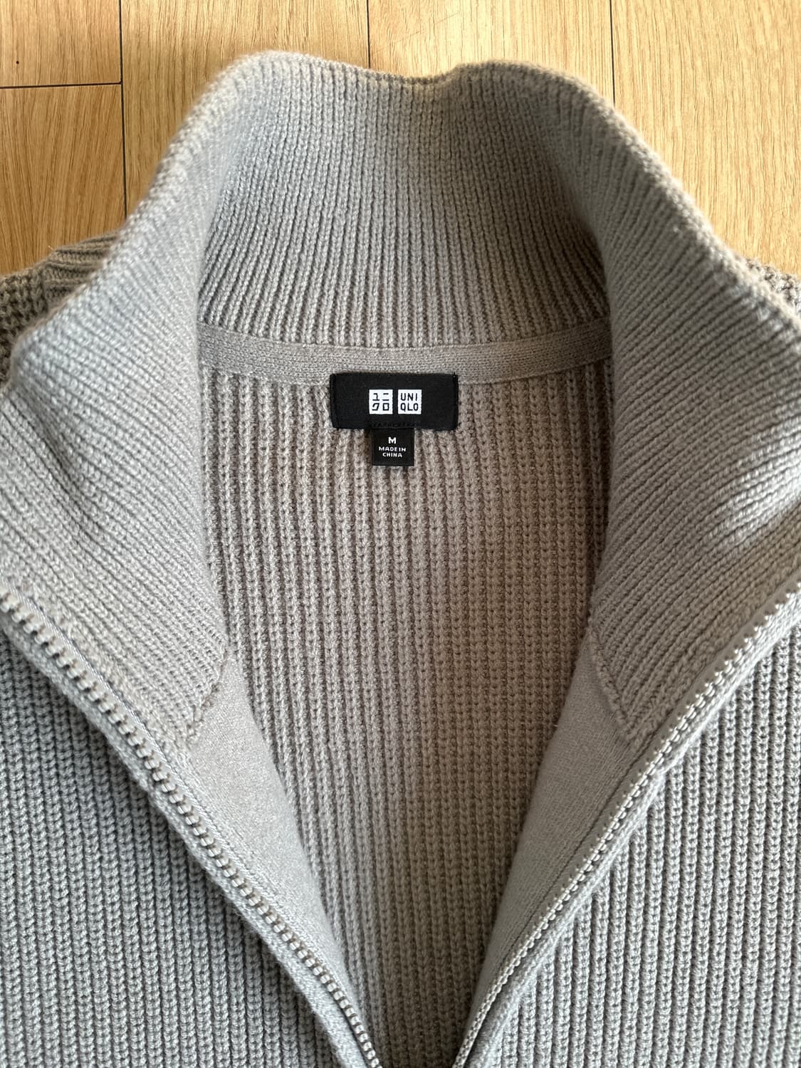 유니클로 니트집업 팝니다 상품이미지2