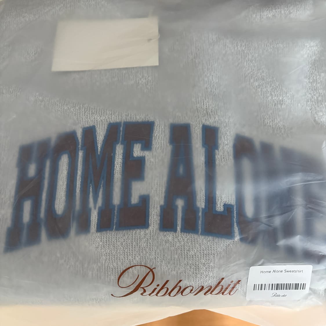 리본빛 ribbonbit Home Alone Sweatshirt 상품이미지7