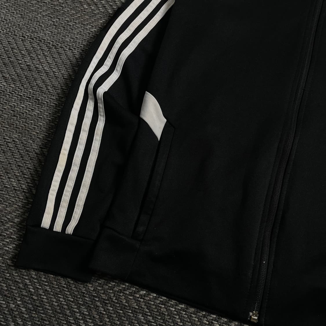 아디다스 에센셜 트랙탑 블랙 져지o 4671 상품이미지3