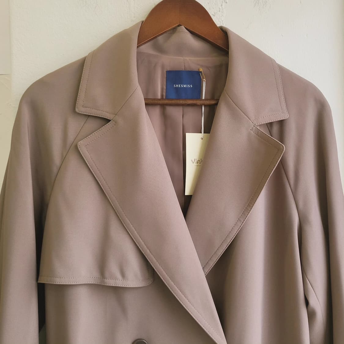 쉬즈미스 밀키브라운 트렌치코트 상품이미지4