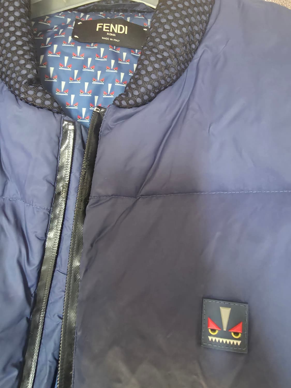 펜디구스다운조끼 52사이즈 상품이미지2