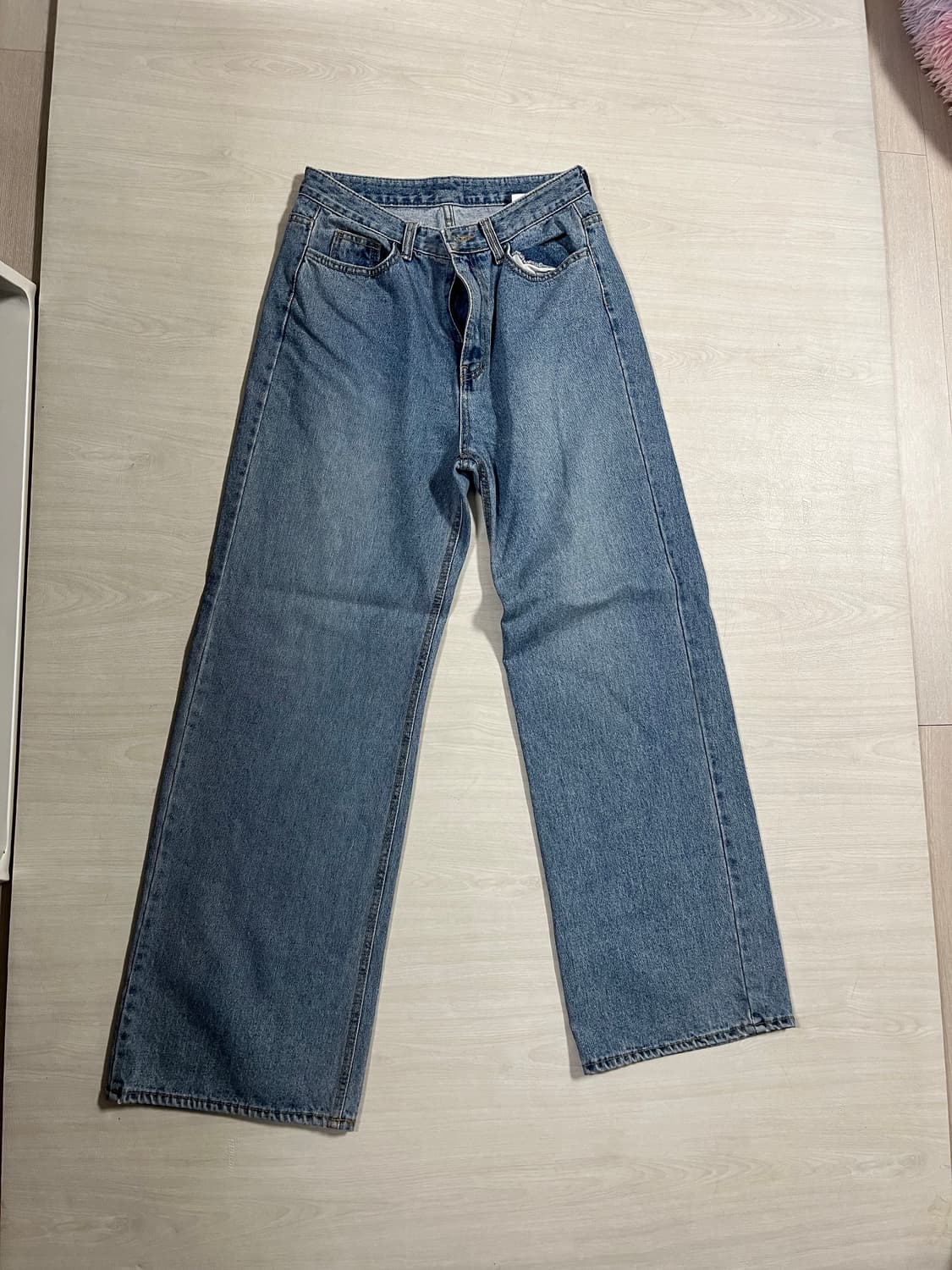 기본 청바지 상품이미지1