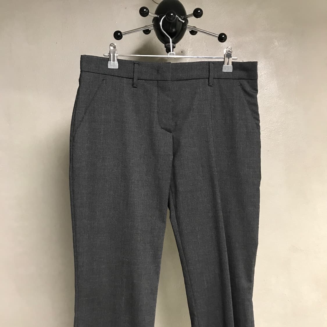 프라다 팬츠 차콜 40(W) 상품이미지2