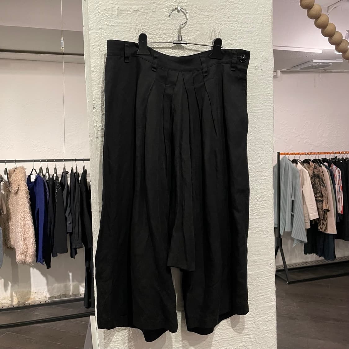 요지야마모토 플리츠 하카마 팬츠 상품이미지1