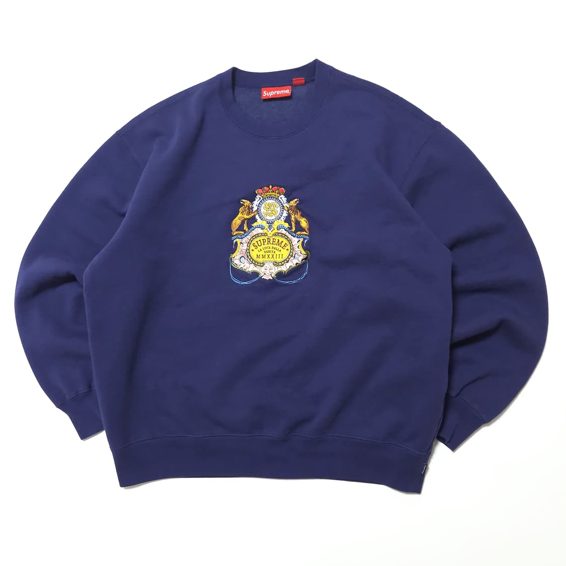 슈프림 크레스트 크루넥 맨투맨 워시드 네이비 상품이미지1