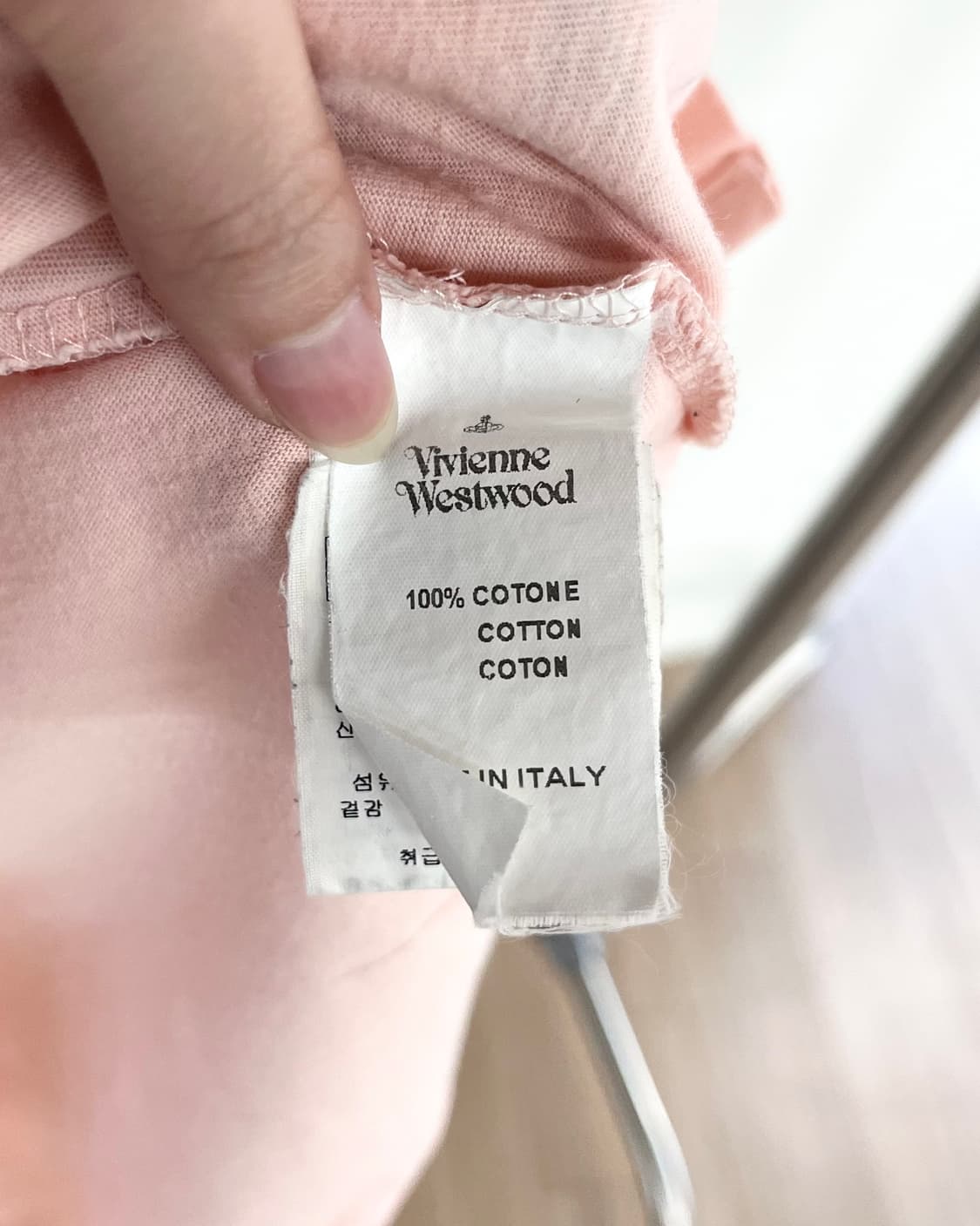 비비안 웨스트우드 라이트핑크 그래픽 텍스트 반팔 티셔츠 상품이미지9