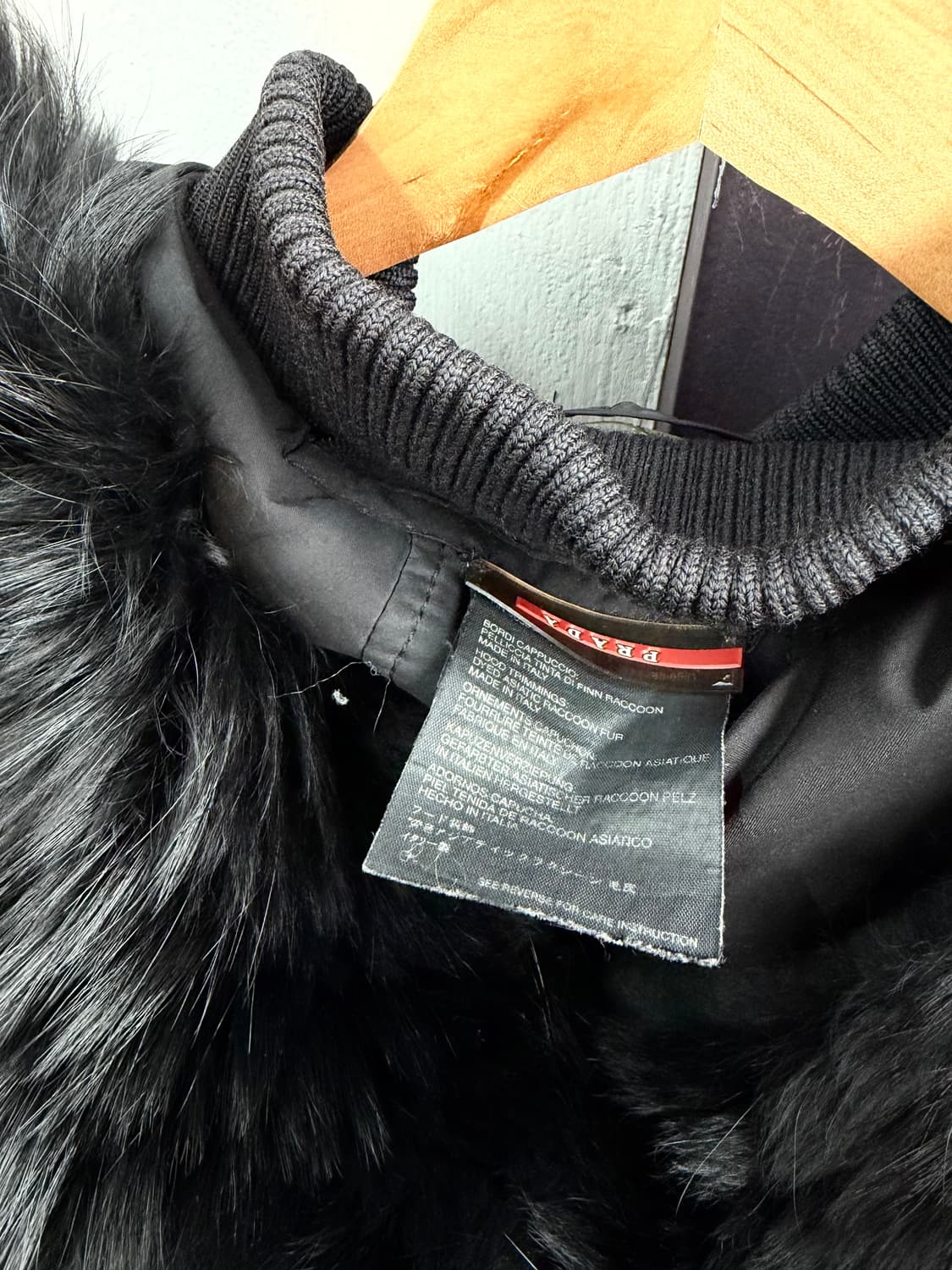 IT40/ 프라다 스포츠 고어텍스 리얼퍼 후디드 패딩 상품이미지9