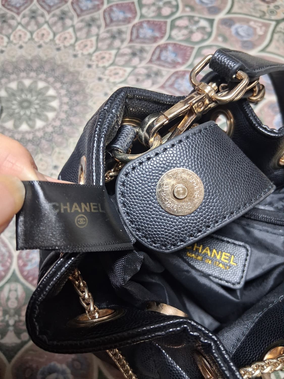 샤넬 노벨티 복조리 크로스 숄더백 상품이미지6