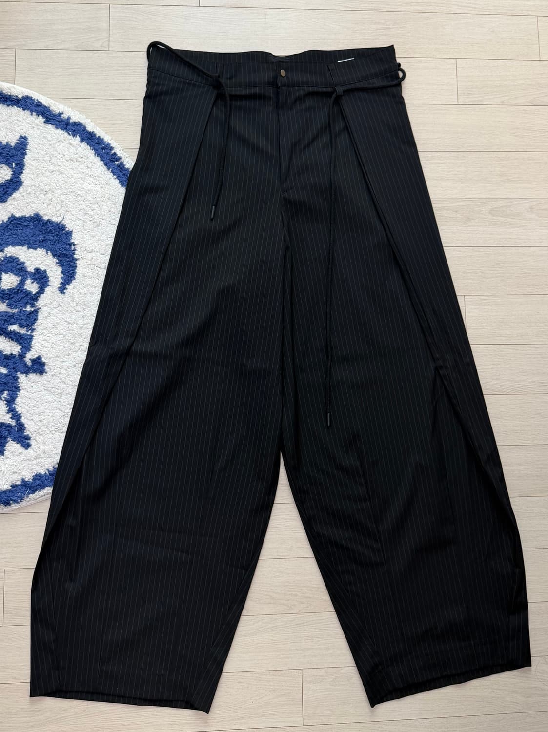 아조바이아조 원턱 오버사이즈 스트라이프 트라우저 상품이미지1