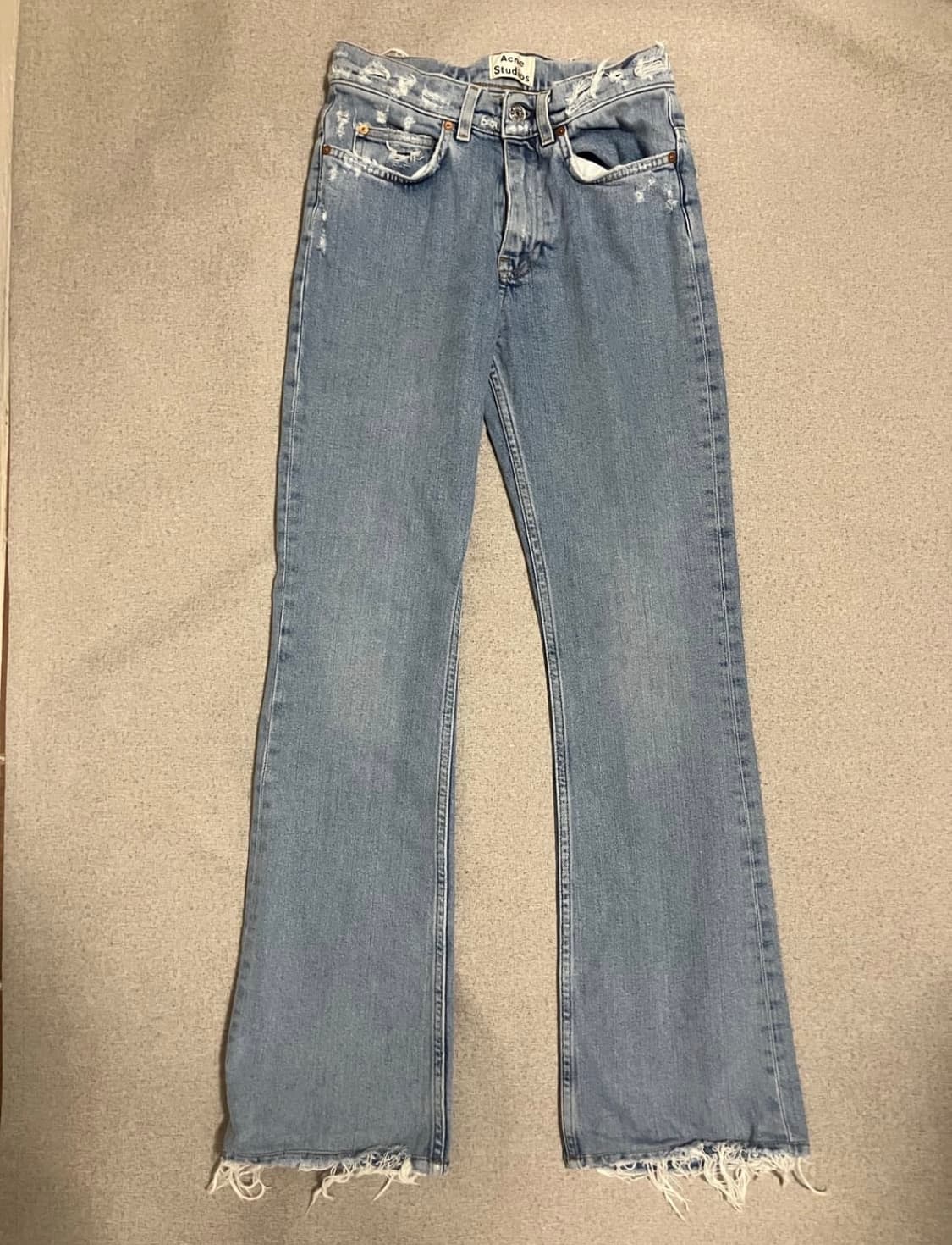 아크네 스튜디오 디스트로이드 부츠컷 데님 24 상품이미지1