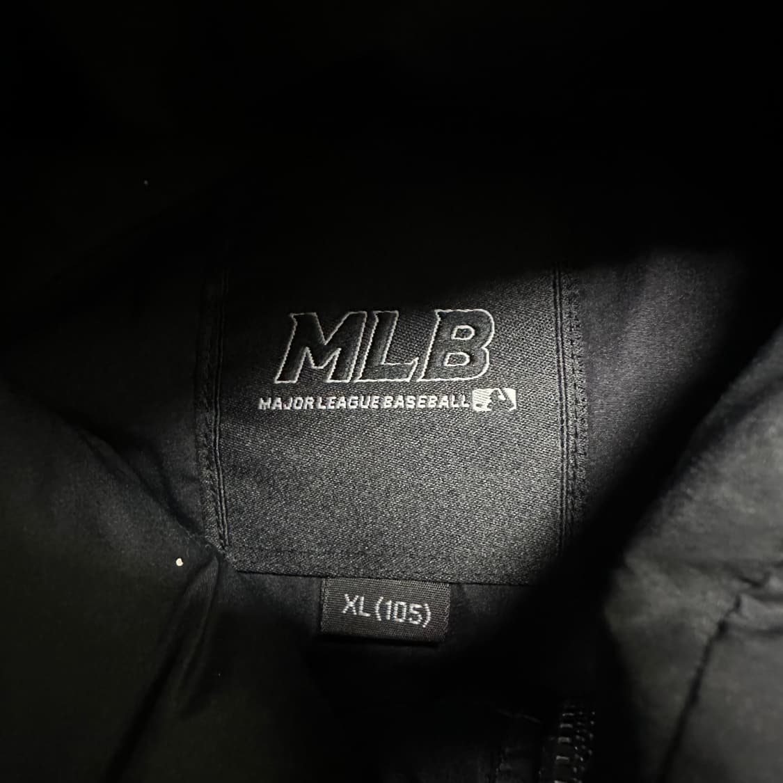 ✨ (바배) MLB 뉴욕양키즈 빅로고 덕다운 블랙 롱패딩 상품이미지3