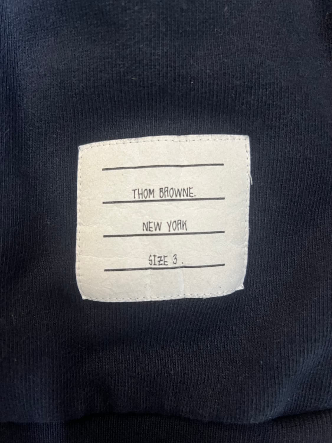 톰브라운 백삼선 맨투맨 num3 판매합니다 상품이미지1